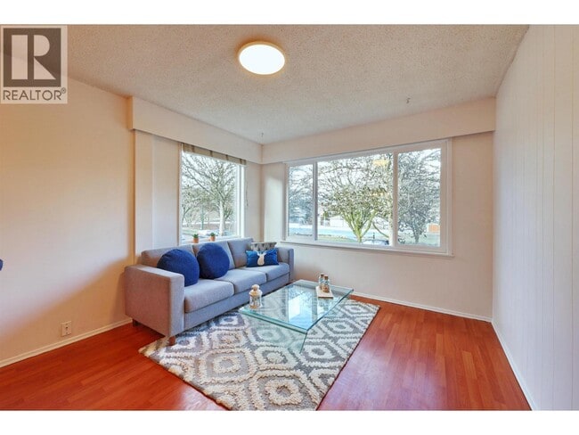 Photo - 1336 E 11th Ave