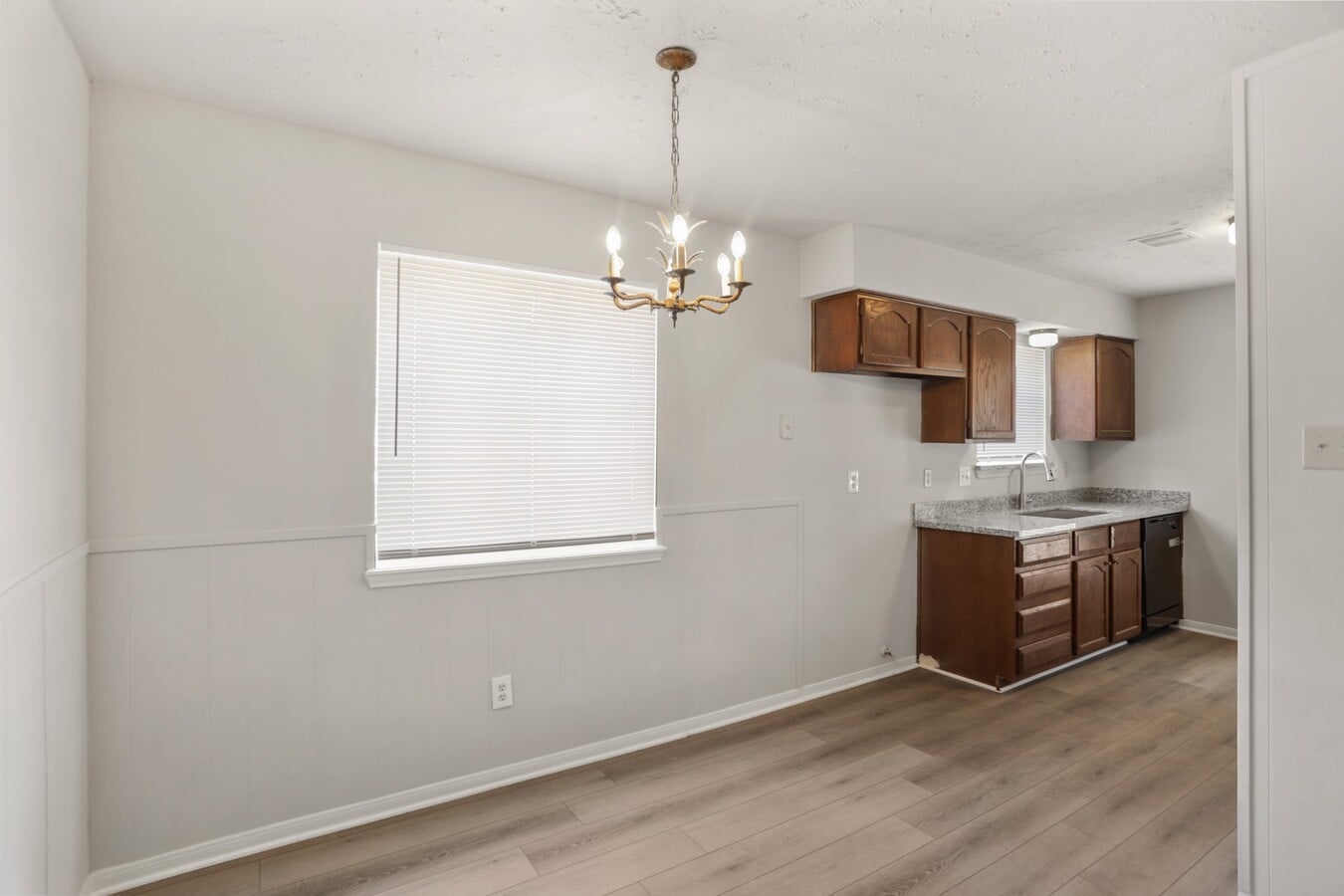 Photo - 2035 Lexington Woods Dr