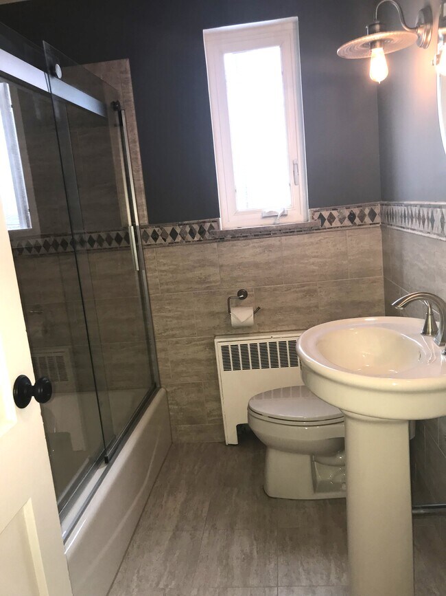 Photo - 7 Troy Dr Unit 7 Troy Dr