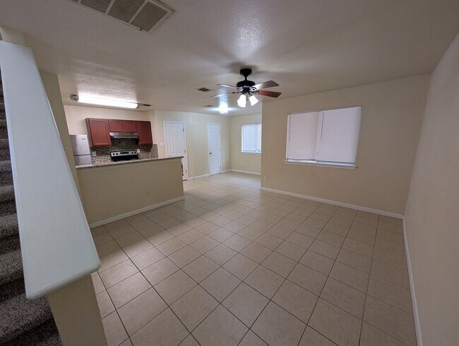 885/887 Sagewood trl