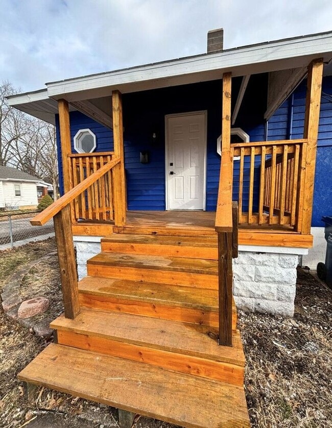 Photo - V-DAY SPECIAL!!! Move In By Feb. 14th - Get $1000 OFF Move-In Costs!!!