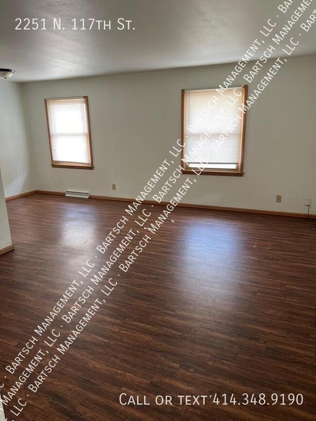 Photo - 2251 N 117th St
