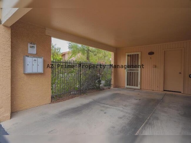Photo - 10407 N 10th Pl