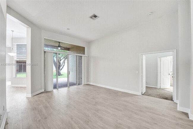 Photo - 6334 SW 192nd Ave