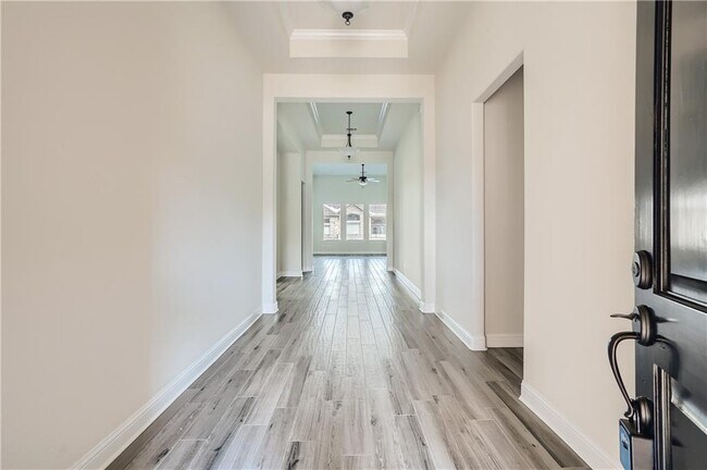 Photo - 1412 Saddlespur Ln