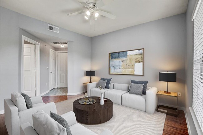 Photo - 2320 Gracy Farms Ln Unidad 1024 Rental