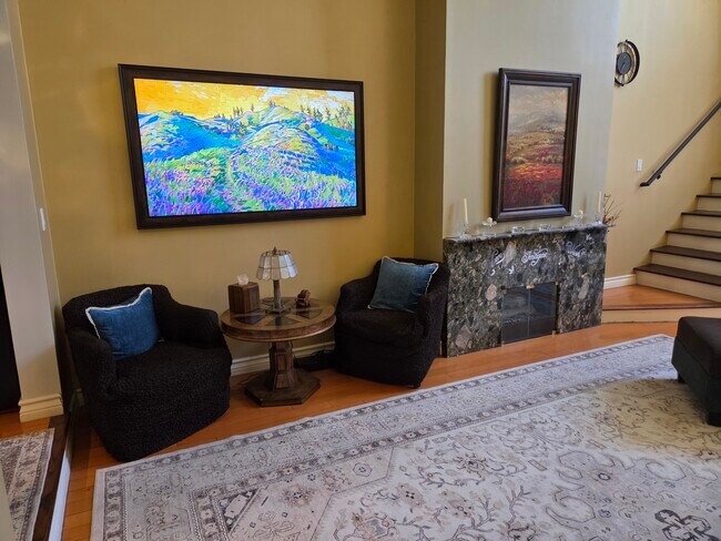 Photo - 8455 Fountain Ave Unidad 618