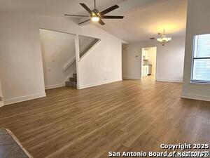 Photo - 6910 Country Elm
