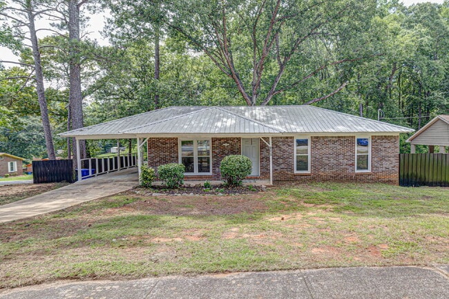 Building Photo - Completely Renovated 3BR/2BA in Columbus — Minutes from Fort Benning