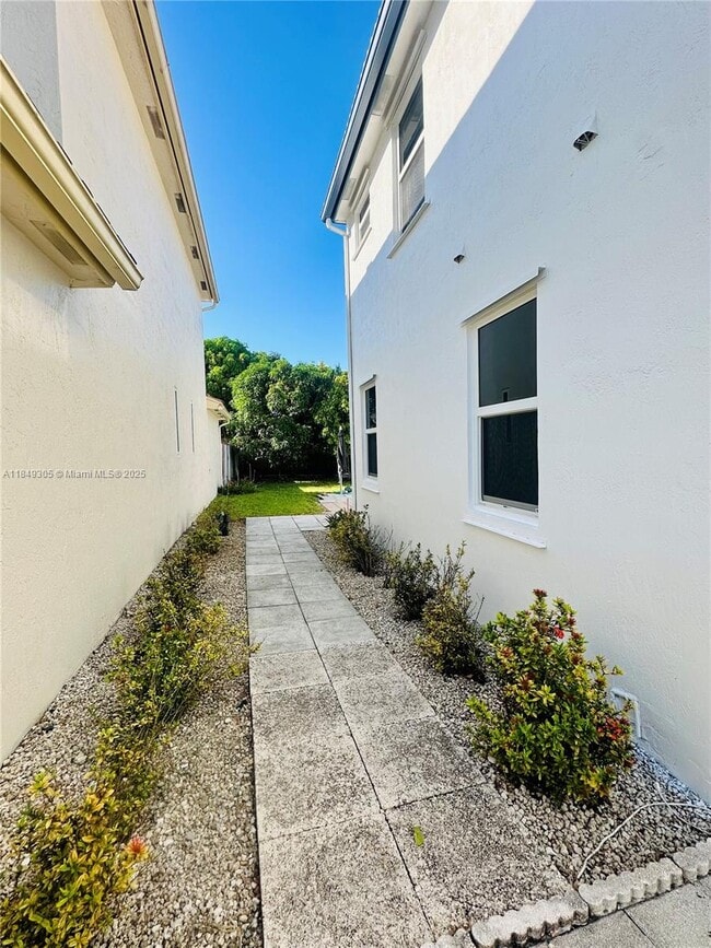 Photo - 18961 NW 22nd St