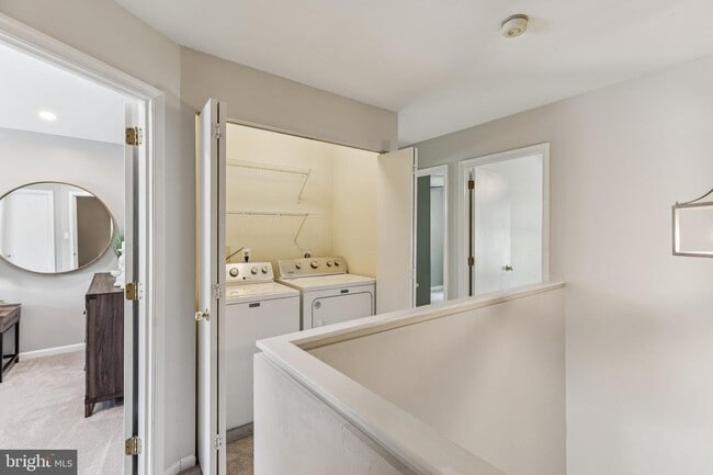 2nd floor hallway laundry - 81 Talbot Ct