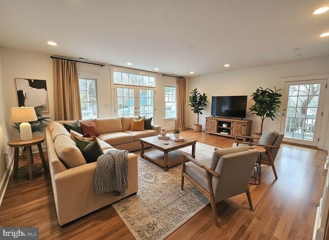 Photo - 4937 Brandywine St NW