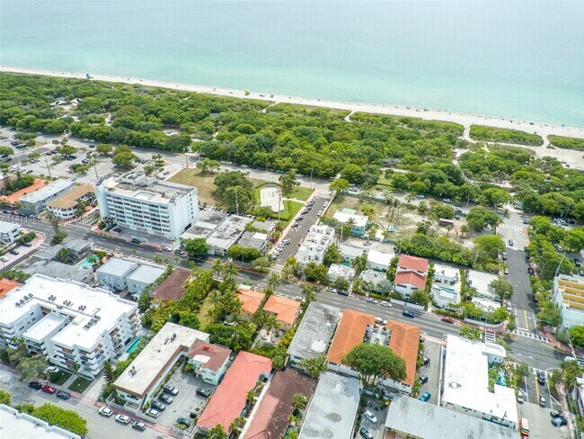 Building Photo - 8200 Harding Ave Unit 2 Rental