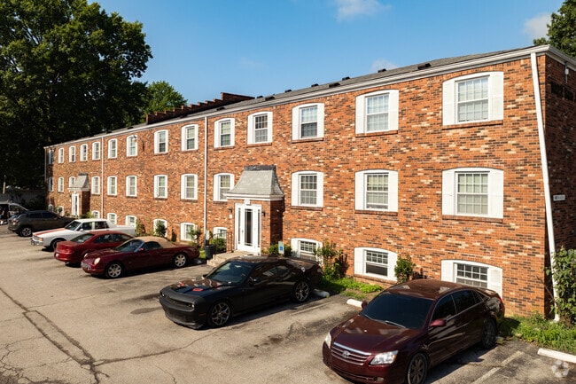 Primary Image - The San Jose Court Apartment Community