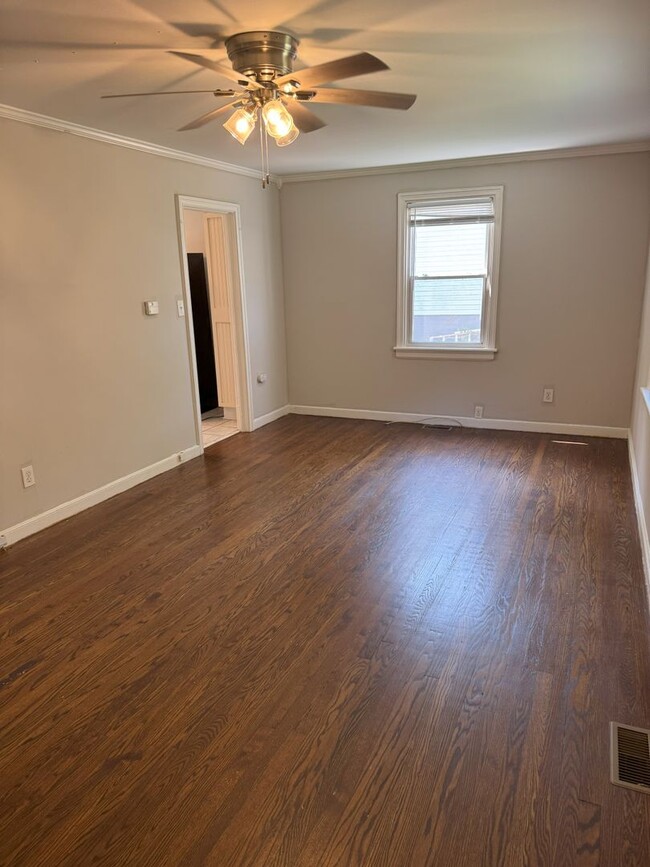 Photo - Near West End 3 bed Rancher ready for you!