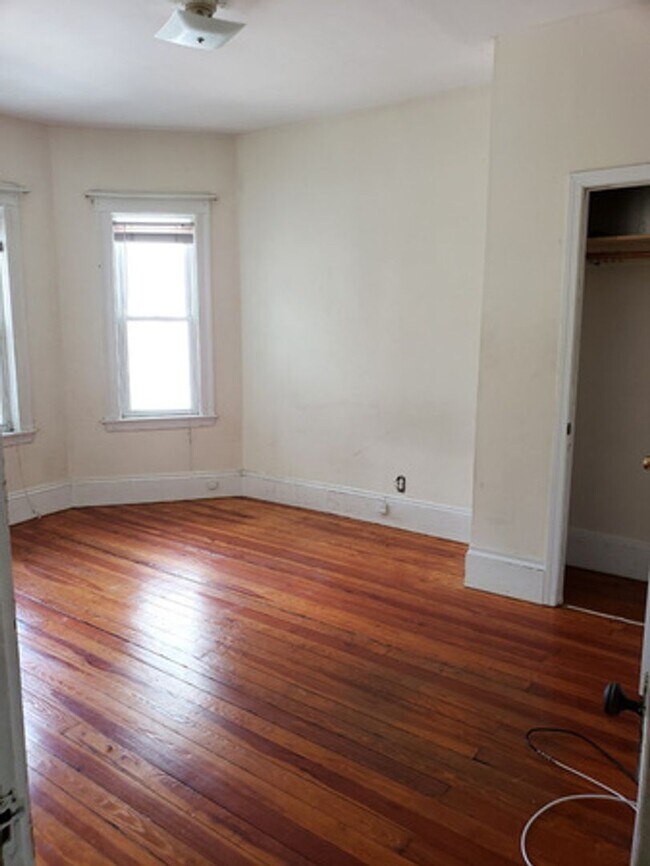 Photo - 340 Faneuil St