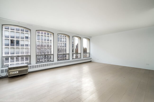 Photo - 1401 E 55th St Unit 506N