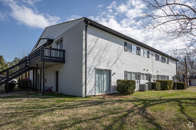 Brookwood Apartments