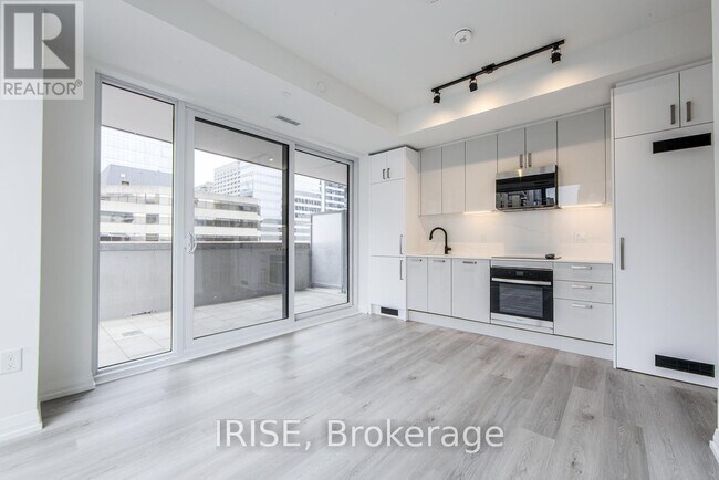 Photo - 280 Dundas St W Unit 502