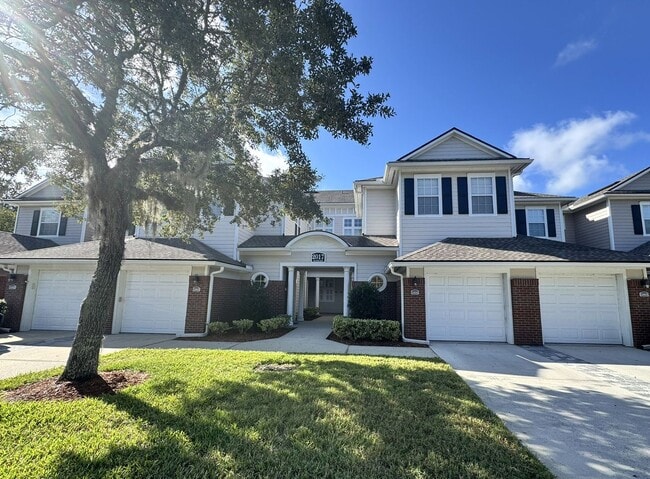 Building Photo - 3BR/3BA Eagle Harbor Condo w/ Garage