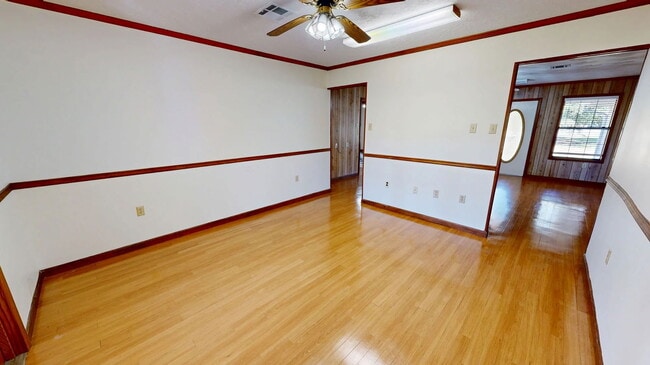 Photo - 497 High Hope Rd