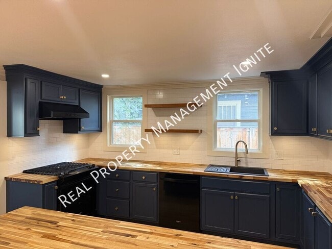 Photo - 237 NW Florida Ave