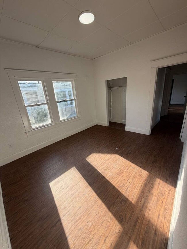 Photo - Orange St Unit 921