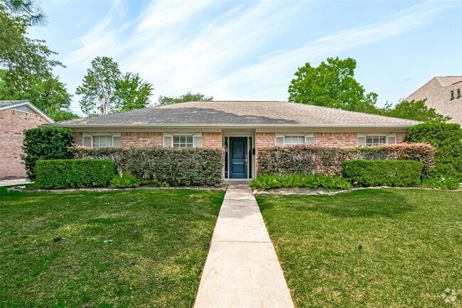 Building Photo - 927 Carlingford Ln Rental