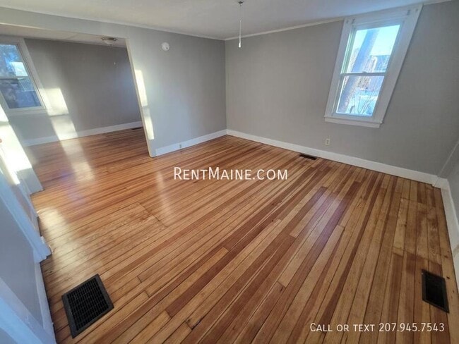 Photo - 269 1/2 French St