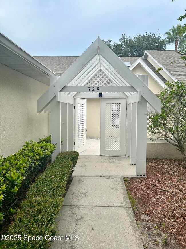 Photo - 729 Kenwood Cir