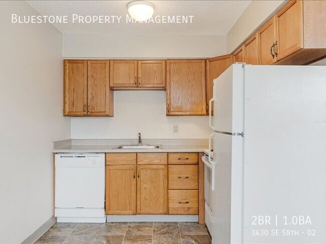 Photo - 3430 SE 58th Ave Unit 02