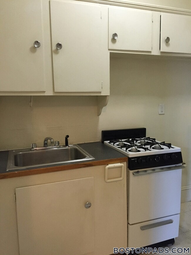 Photo - 1334 Commonwealth Avenue Unidad 18