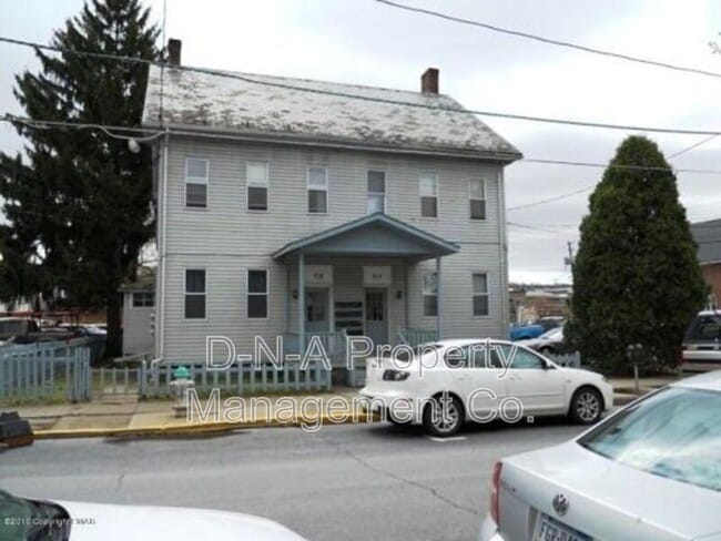 Building Photo - 715 Monroe St Unit 2-A