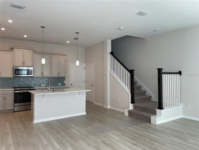 Photo - 907 Wild Date Ln