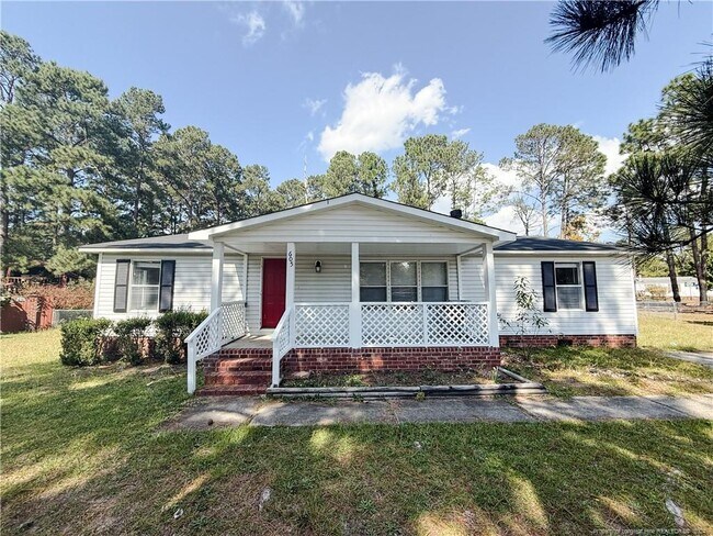Photo - 605 Glasgow Ct House