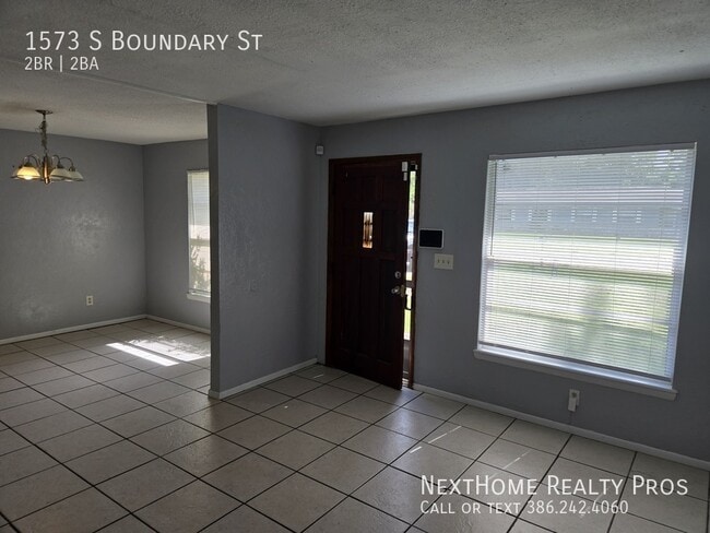 Photo - 1573 S Boundary St