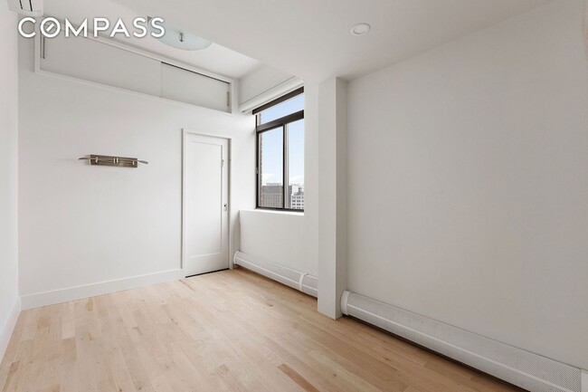 Photo - 535 Dean St Unit 901