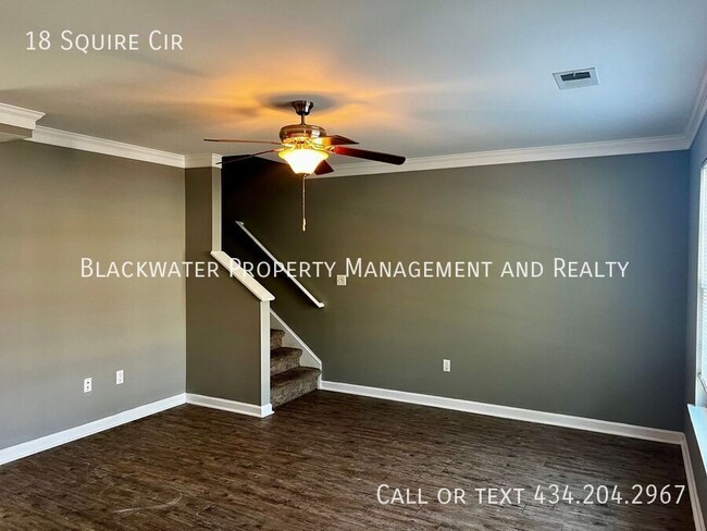 Photo - 18 Squire Cir