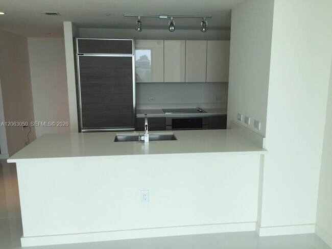 Photo - 1100 S Miami Ave Unidad 3902
