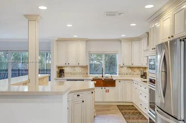 Photo - 2120 SW 28th Way