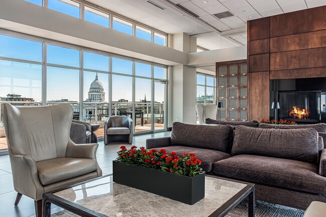 Sky Lounge