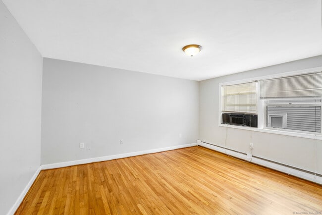 Photo - 183 Barker St Unit A4