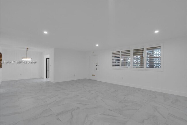 Photo - 11960 NE 19th Dr Unit 15