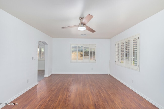 Photo - 518 W San Juan Ave