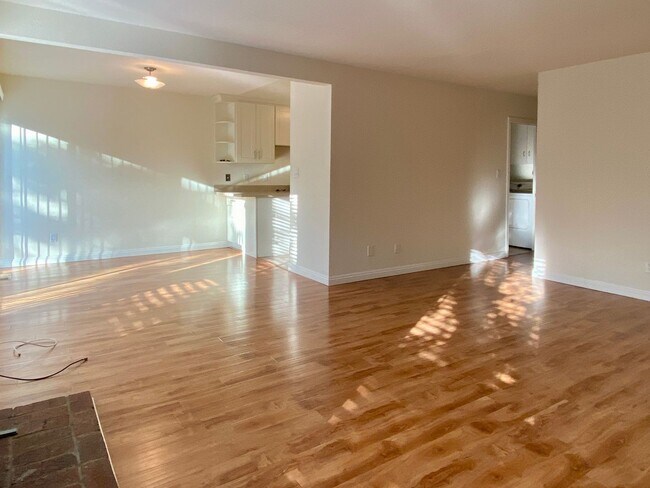 Photo - Vasona Ct 657-659 Unit 659