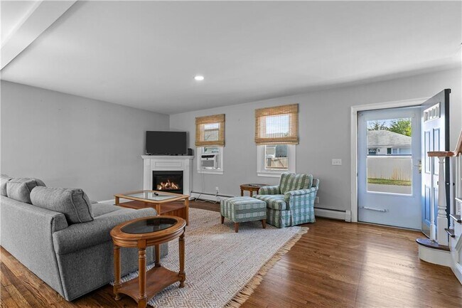 Photo - 25 Clayton St