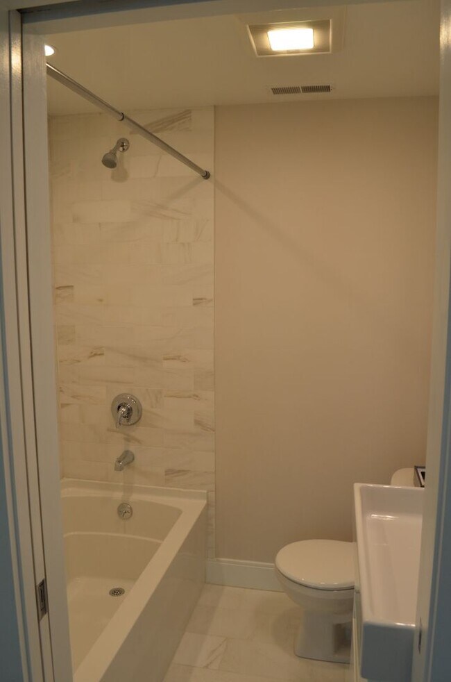 Photo - 56 Saxton St Unit #3