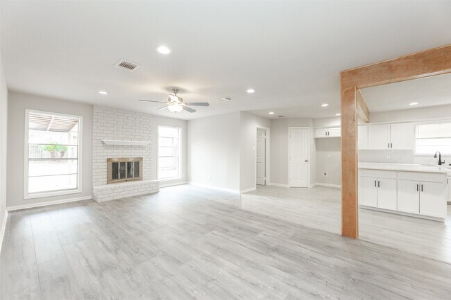 Photo - 21402 Park Royale Dr