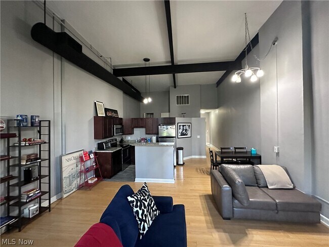 Photo - 408 W St Clair Ave Unit 412