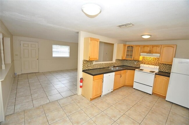 Photo - 4924 Pilgrim Ln